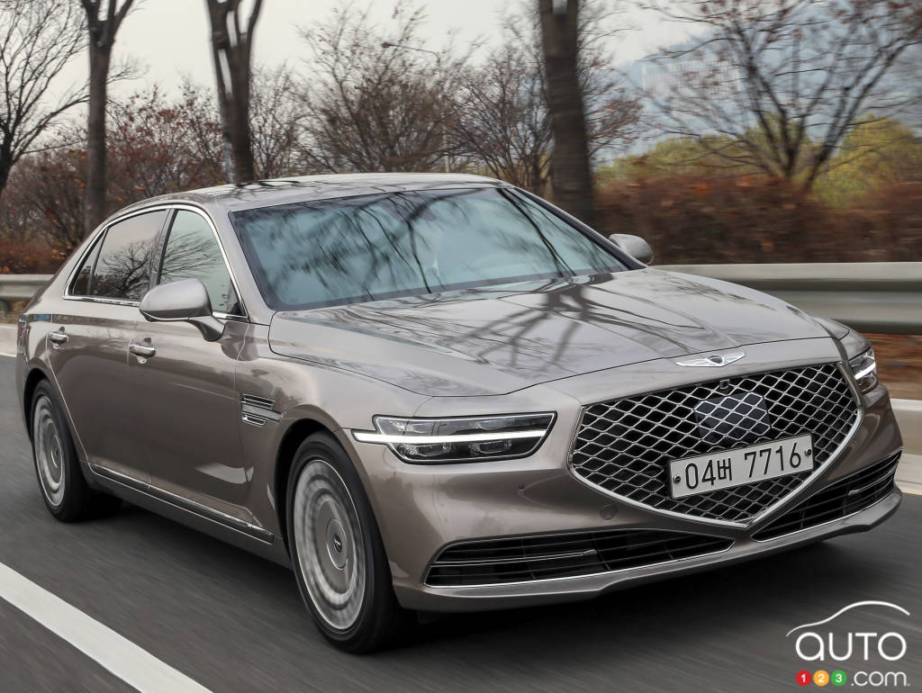 2020 Genesis G90